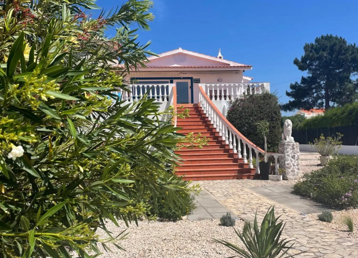 California Dream Inn Aljezur Portugal