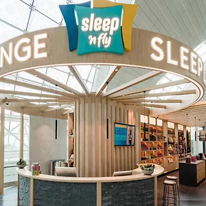  Capsulehotel Sleep 'n Fly Sleep Lounge, B-gates Terminal 3 - Transit Only Verenigde Arabische Emiraten